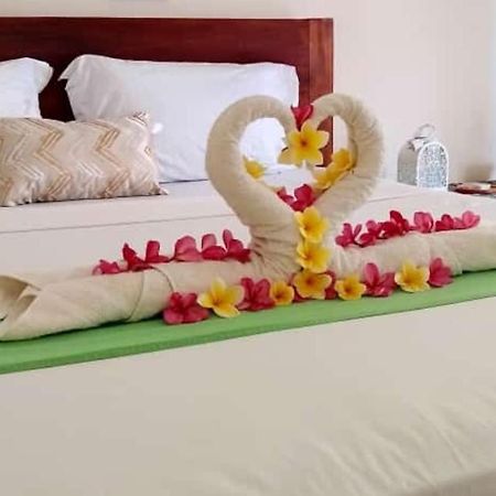 Pineapple Guest House Gili Islands Exterior photo